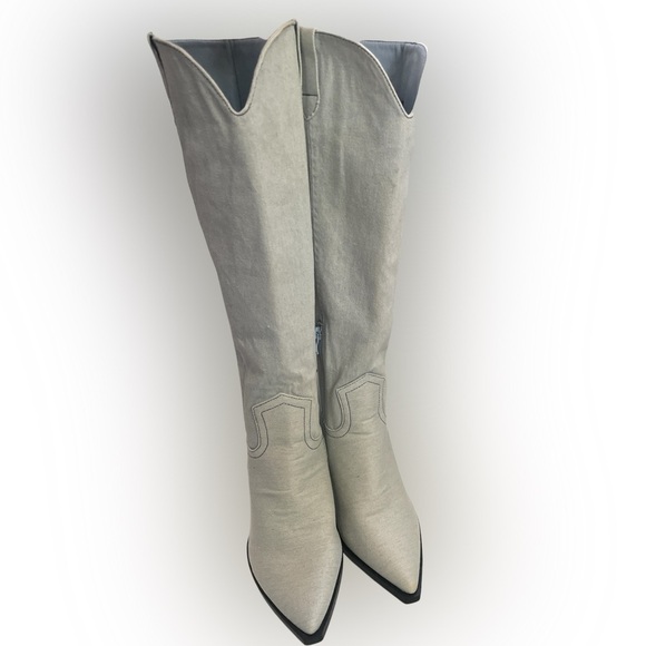 SheIn | Women’s Denim Western Boots – Light Blue Wash | Statement Boots - Picture 3 of 12